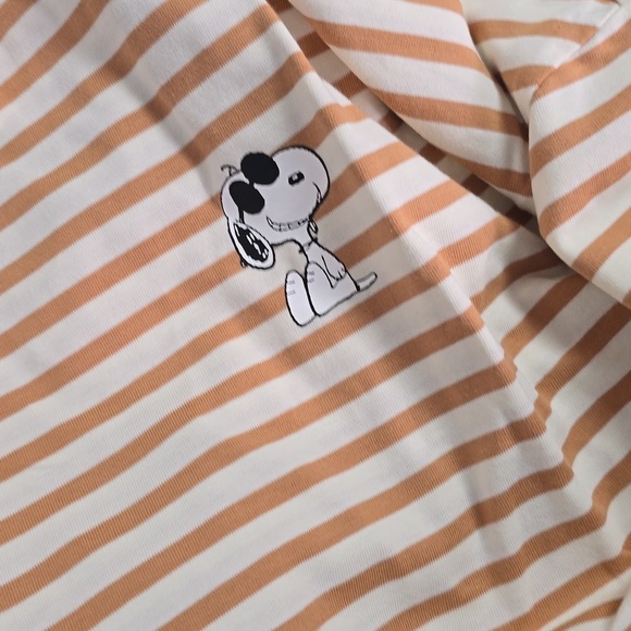 Peanuts-Official Long Sleeve T shirt - Picture 3 of 6